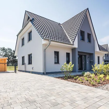 Ostseelodge Eins * Fuhlendorf (Mecklenburg-Vorpommern)